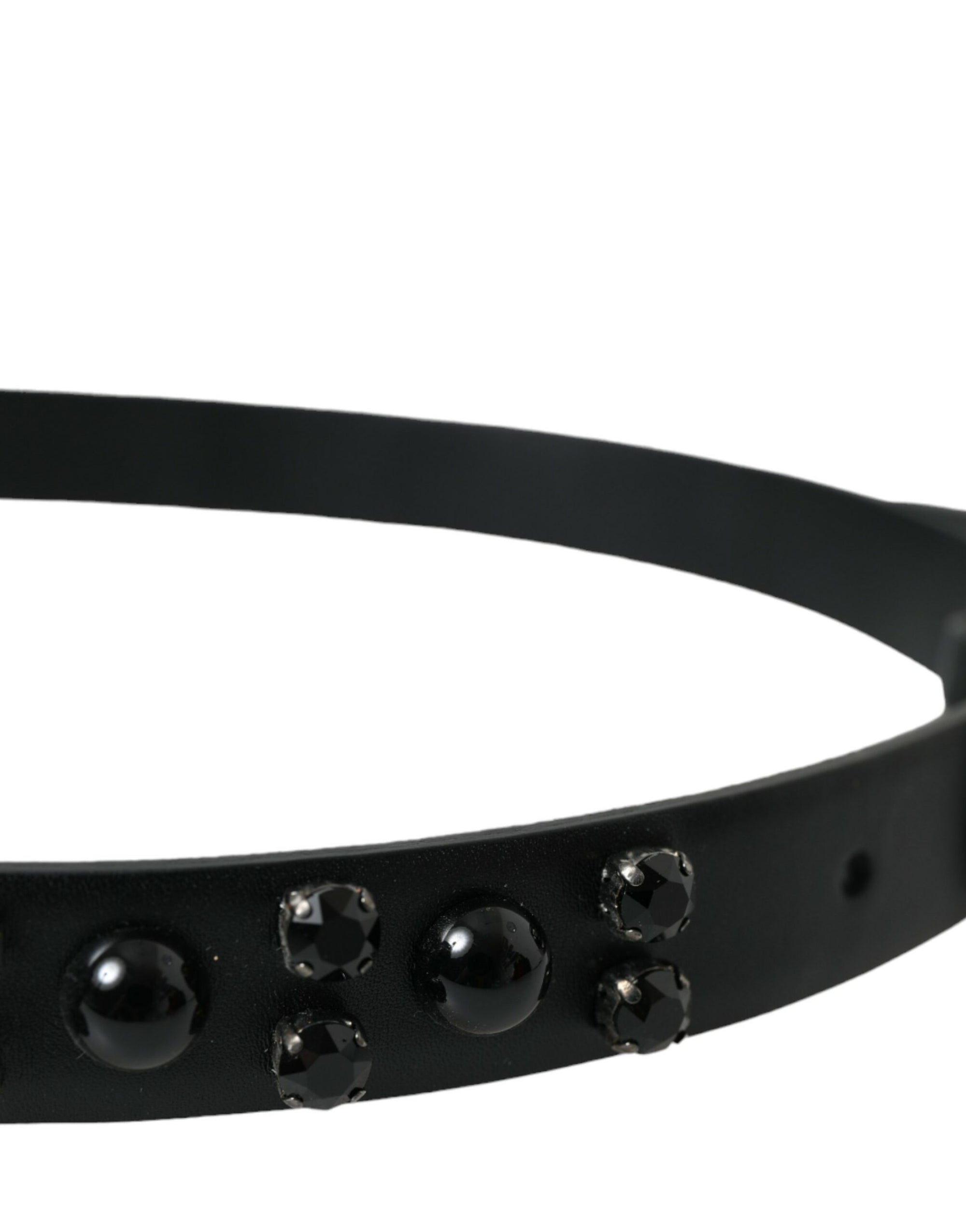 luxury-black-waist-belt-closeup-view