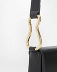 chiara-ferragni-crossbody-metallic-detail