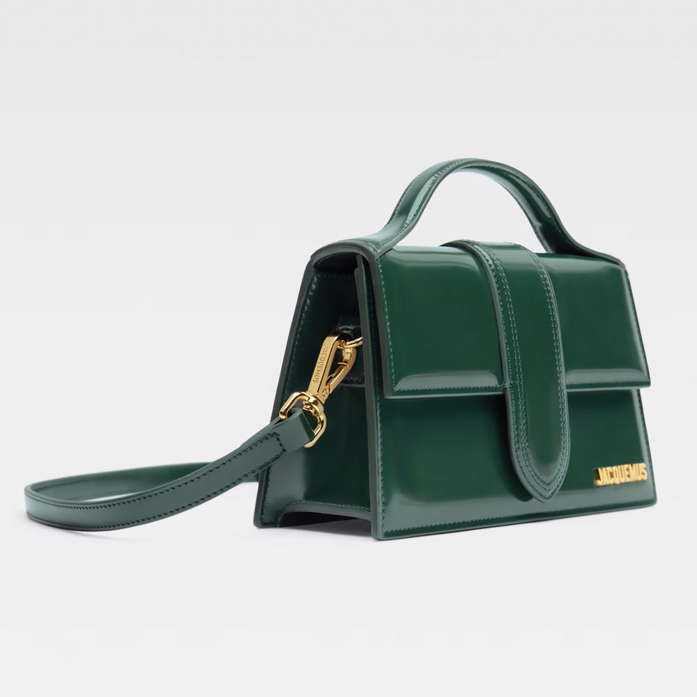 jacquemus-green-bambino-bag-logo-detail