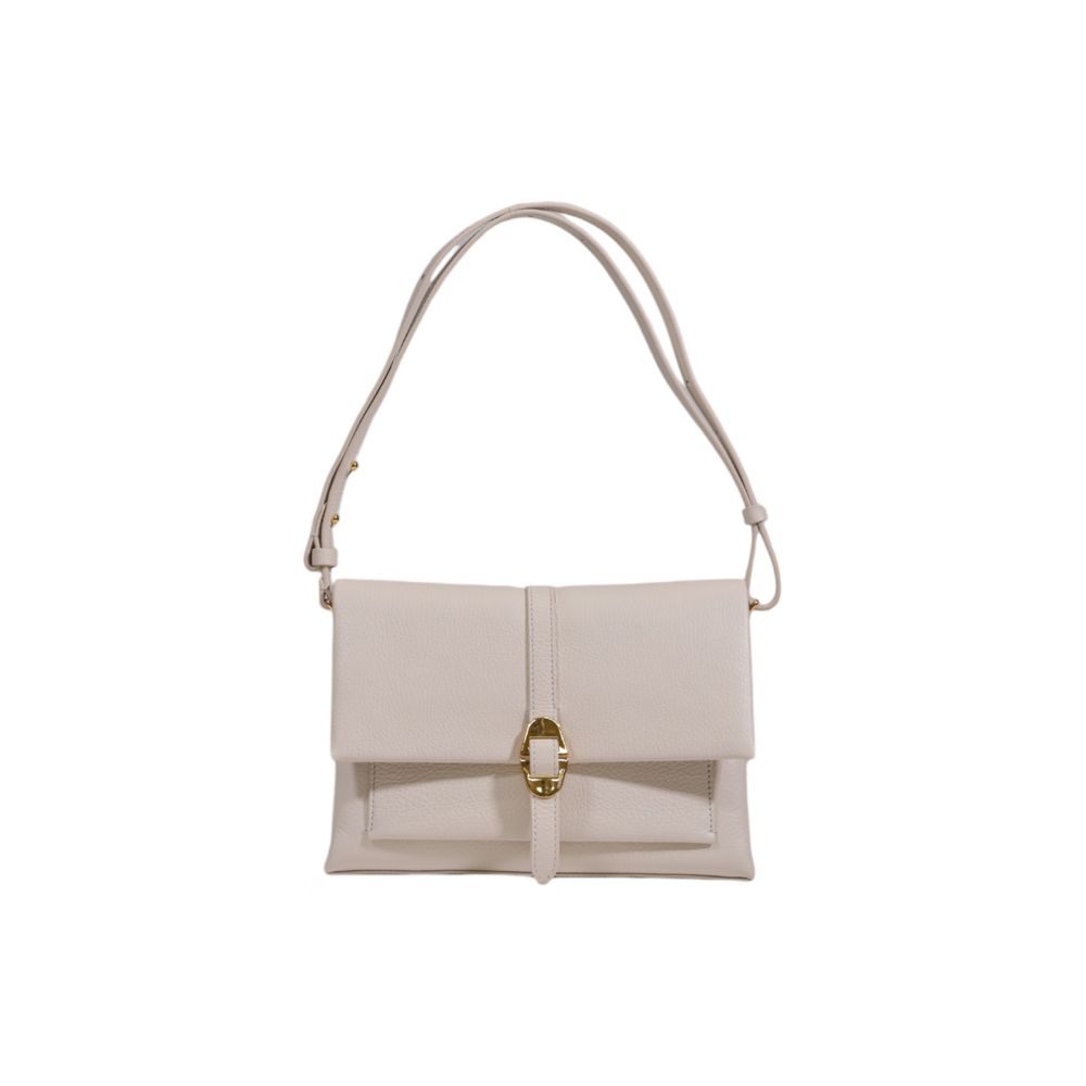 timeless-white-leather-handbag-classic-style