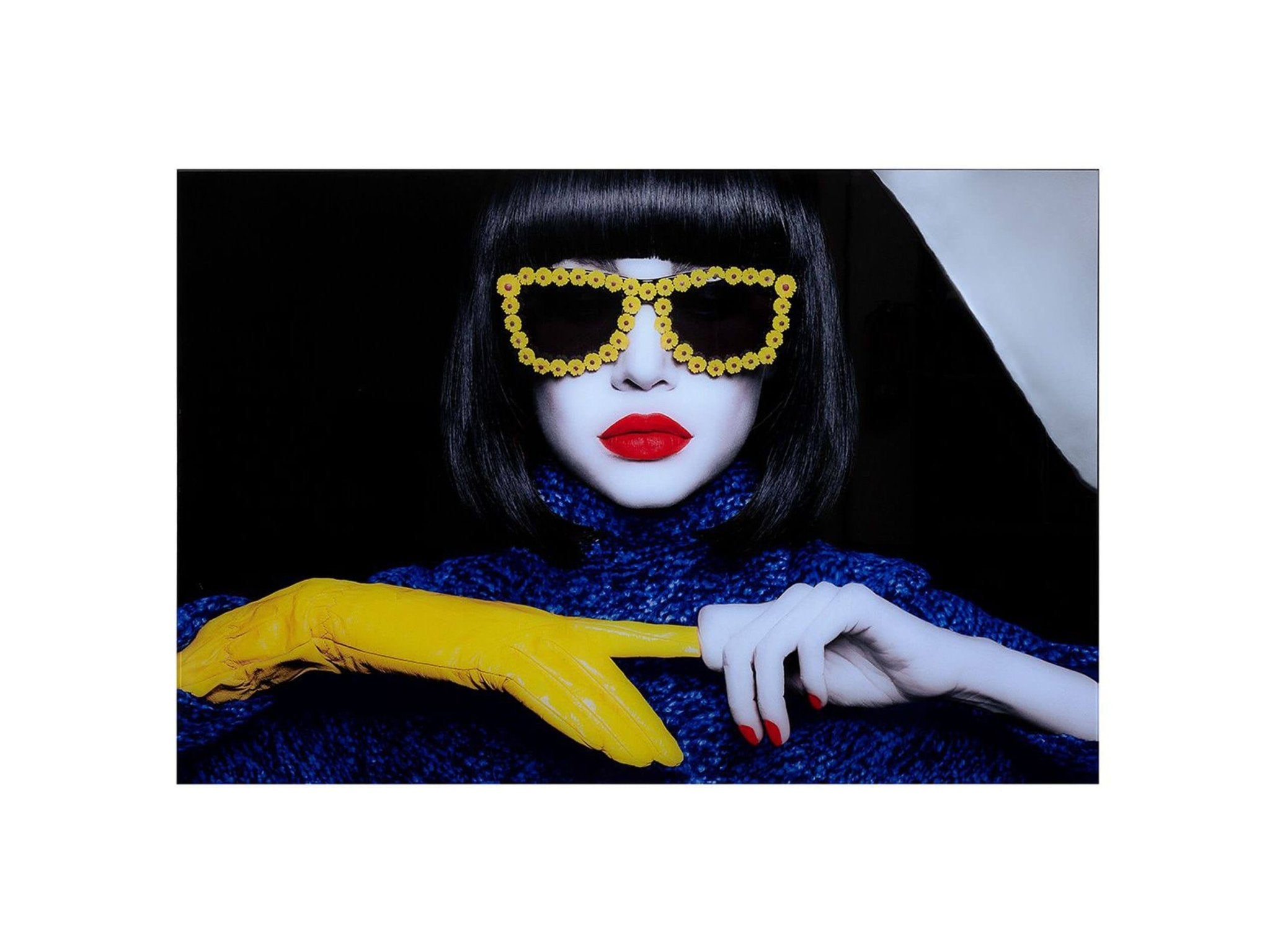 Aluminium print gele zonnebril en handschoen | Madame | H. 80 cm