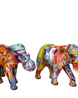 Set polyresin beeldjes van olifanten in street art motief