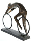 Modern wielrenner sculptuur in polyresin compound en metaal