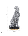 Maataanduiding Jachtluipaard sculptuur in Zwart en wit